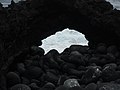 Lava Arch, Kings Trail, NE of Hana Airport - panoramio.jpg