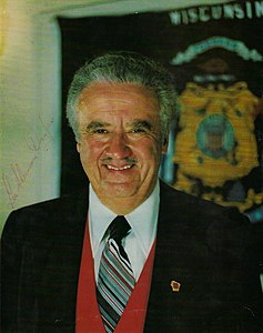 Lee Dreyfus (governador de Wisconsin) .jpg