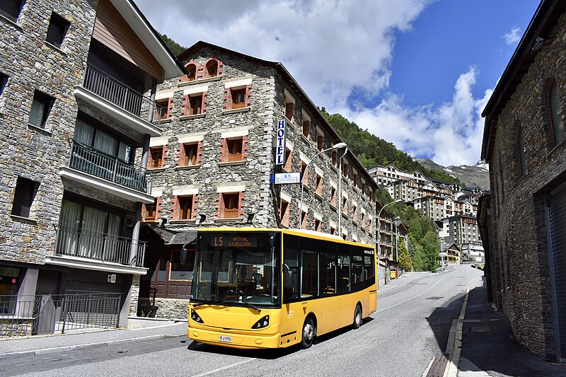 File:Ligne 5 Transports Publics Andorre 06-20.jpg