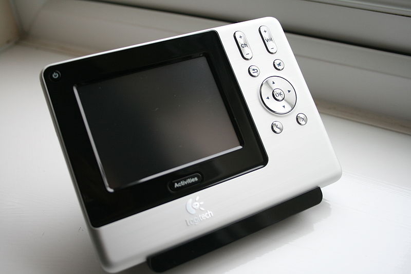 File:Logitech Harmony 1000 Remote.jpg