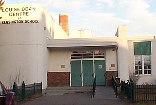 <span class="mw-page-title-main">Louise Dean School</span> Public (canada) school in Calgary, Alberta, Canada