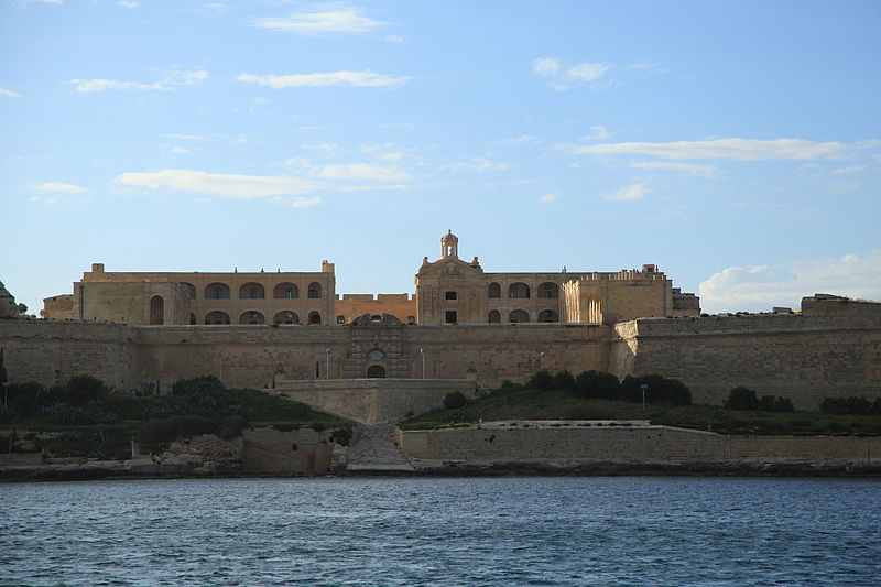 File:Malta - Gzira - Manoel Island - Fort Manoel (Triq il-Lanca) 02 ies.jpg