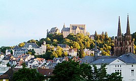 Marburg med slottet og Elisabeth-kirken