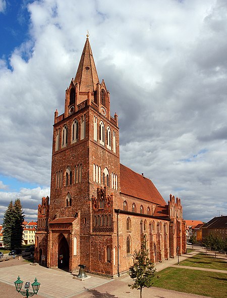 Maria magdalenen kirche ebw by RalfR