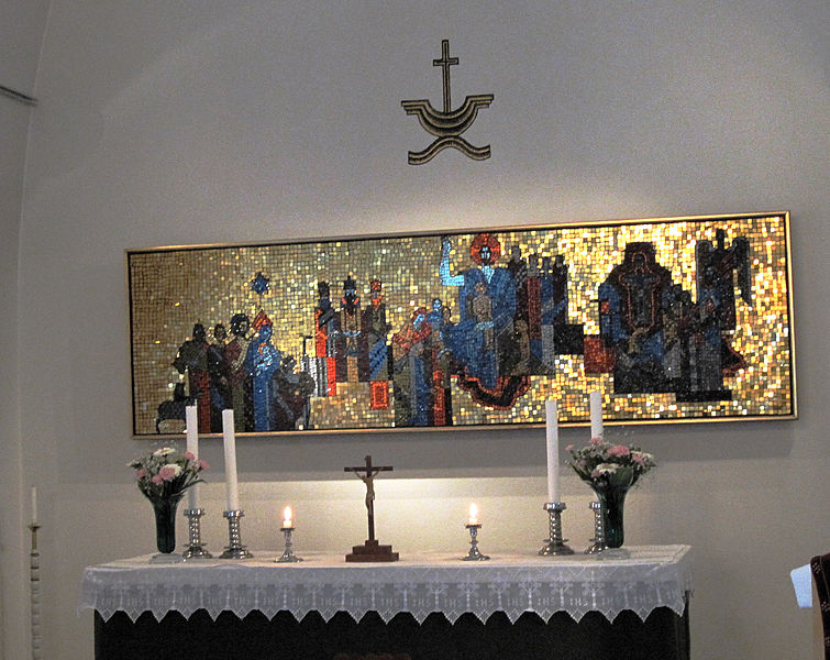 File:Mariehamn Sankt Görans kyrka Altar.jpg