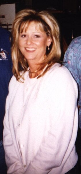Miss Elizabeth in 1998 after a taping of WCW Monday Nitro.