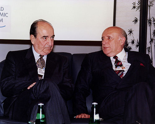 Konstantinos Mitsotakis and Süleyman Demirel (Prime Ministers of Greece and Turkey respectively) in the 1992 World Economic Forum
