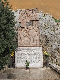 Monumento ai Caduti - panoramio (13).jpg