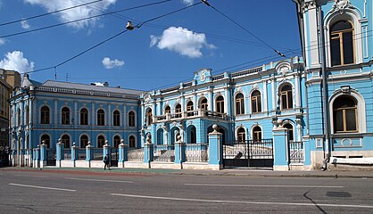 Вид на вход в особняк, 2008 год