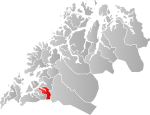 Mapa do condado de Troms com Lavangen em destaque.