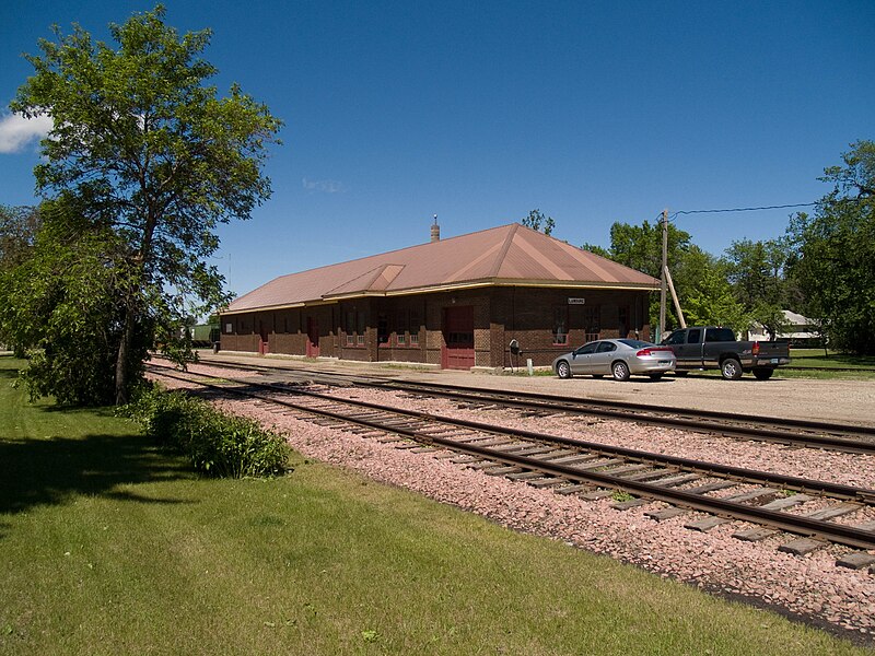 File:NP Railway depot, La Moure, North Dakota, North Dakota - 3502358638.jpg