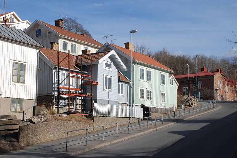 File:Norra Forsåkersgatan i Mölndal.JPG
