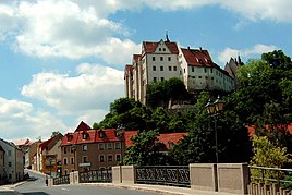Замокот во градот Носен