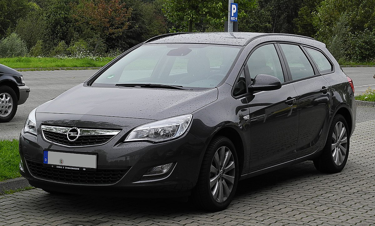 File:Opel Astra Sports Tourer 1.4 Turbo ECOTEC Sport (J) – Frontansicht  (1), 14. April 2011, Velbert.jpg - Wikimedia Commons