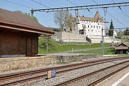 Oron-le-Châtel train station and Oron Castle
