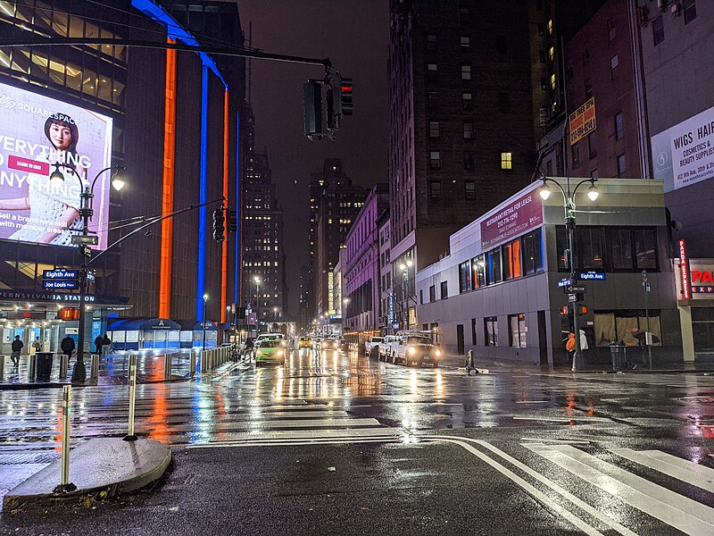 File:Outside Madison Square Garden (51632936994).jpg