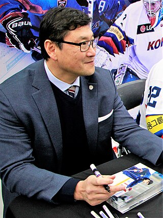 <span class="mw-page-title-main">Jim Paek</span> Korean-Canadian ice hockey player