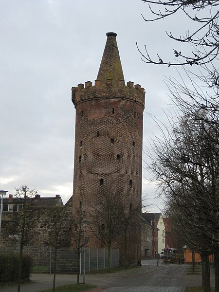 File:Pasewalk-Pulverturm-IMG 6113.JPG