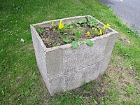 Planter at Station Road, Ince.JPG