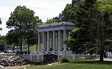 File:Plymouth_Rock_Monument_2.jpg