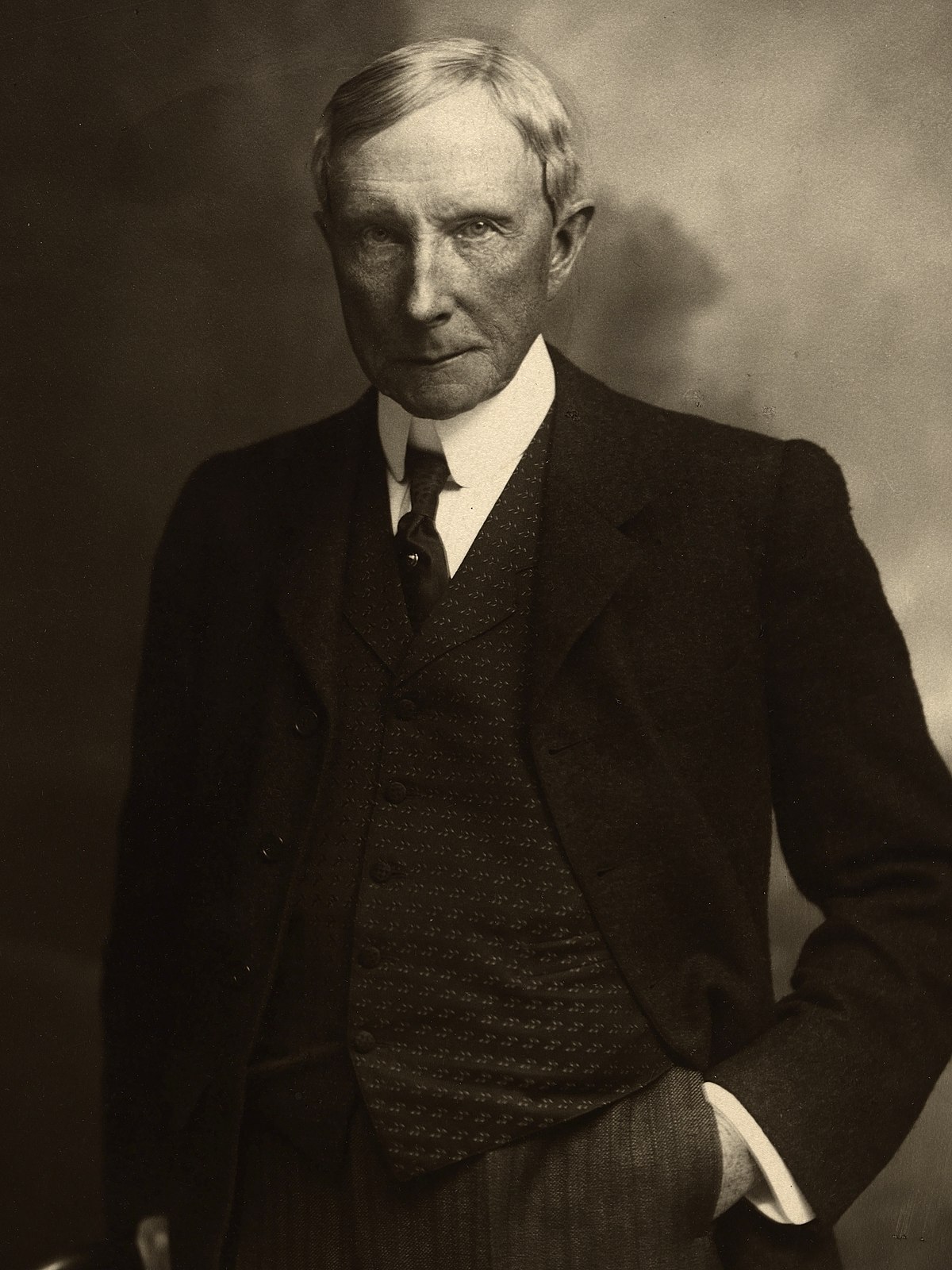 Los diez mandamientos de John D. Rockefeller para tener éxito en los  negocios