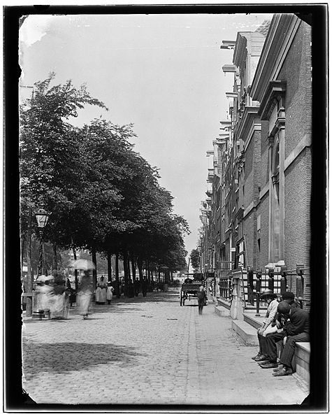 File:Prinsengracht 133-89-83-81 enz (vrnl) Jacob Olie (max res).jpg