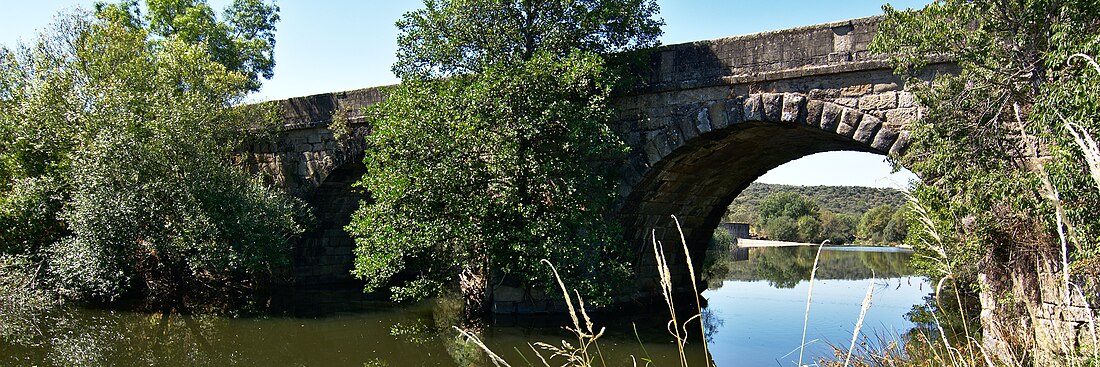 Puente romano de Cáparra