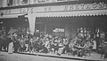 Quimper : la terrasse du Grand Café de Bretagne au début du XXème siècle