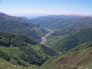A Kszani folyó völgye