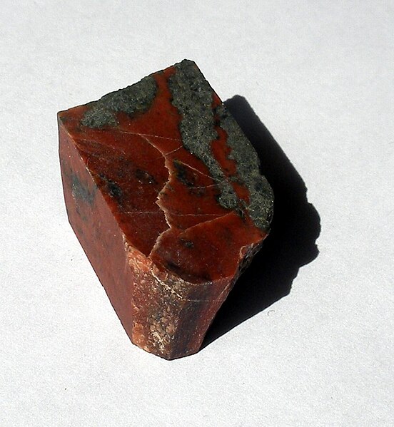 File:Red jasper with cut edge.jpg