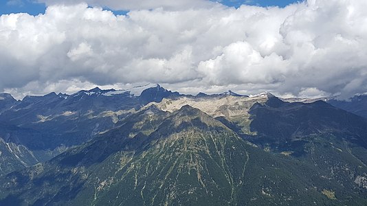 Blick nach Nordosten zum Rheinwaldhorn.