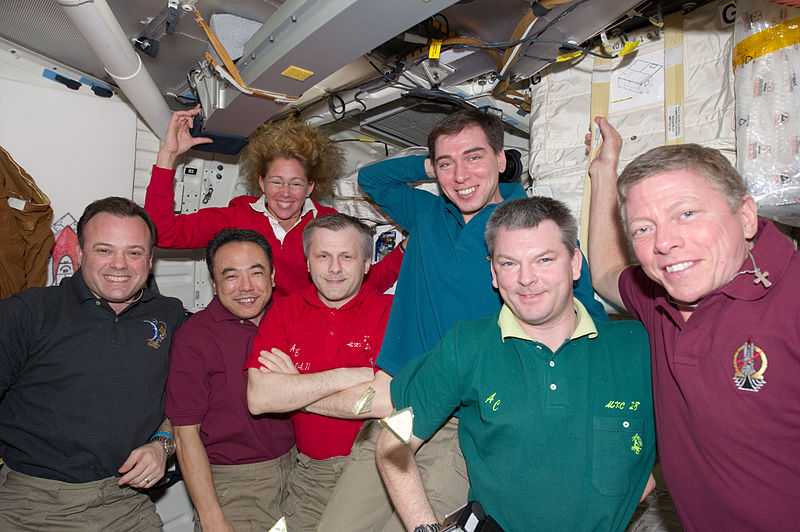 File:STS-135 ISS-28 The All-American Meal 5.jpg