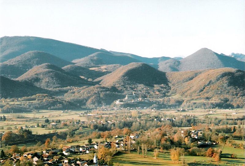 File:Saint-Bertrand-de-Comminges vue générale.jpg