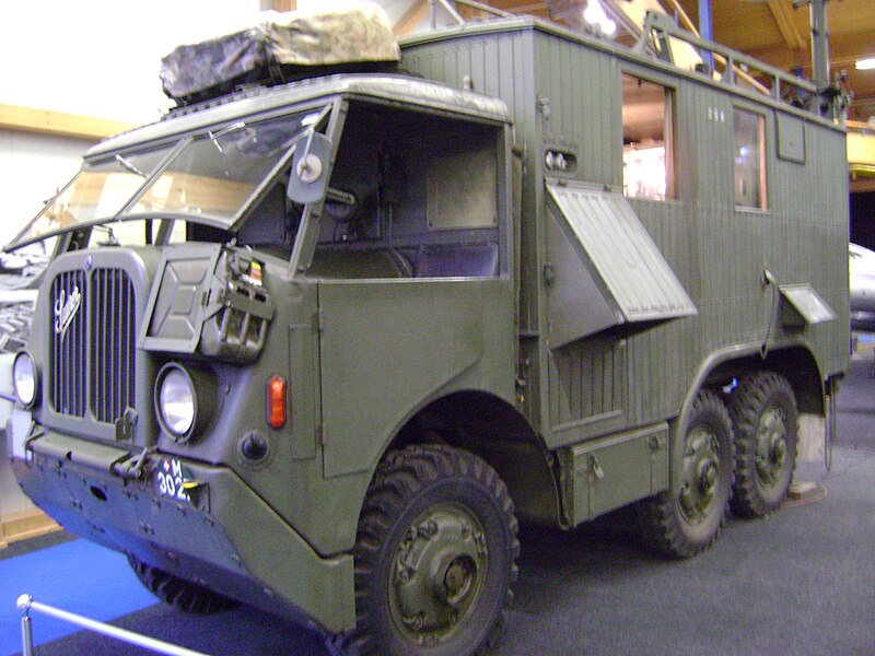 Adolph Saurer AG 800px-Saurer_Funkwagen