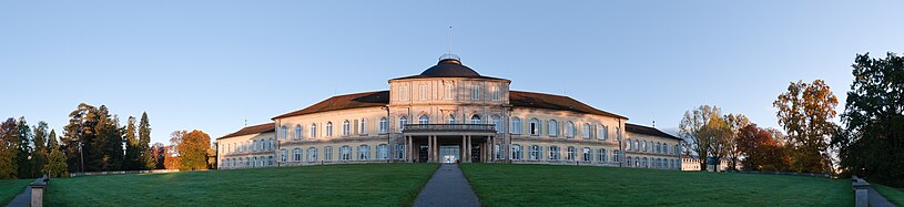 Deutsch: Das Schloss Hohenheim in Stuttgart (Südseite). English: The Hohenheim palace in Stuttgart, Germany.