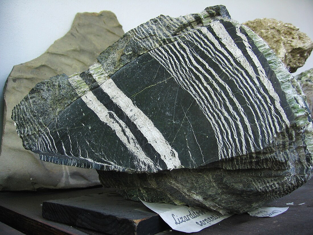 File:Serpentinite 4318.JPG