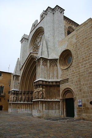 Spain.Tarragona.Catedral.Pla.Seu.00.JPG