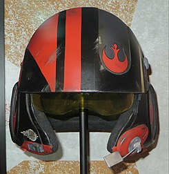 Star Wars Bay Poe Dameron'un Helmet.jpg'sini Başlattı