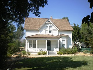 <span class="mw-page-title-main">Simi Adobe–Strathearn House</span> Historic house in California, United States