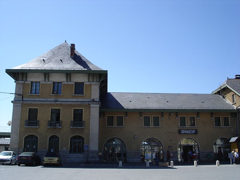 File:Station La Tour de Carol - panoramio.jpg