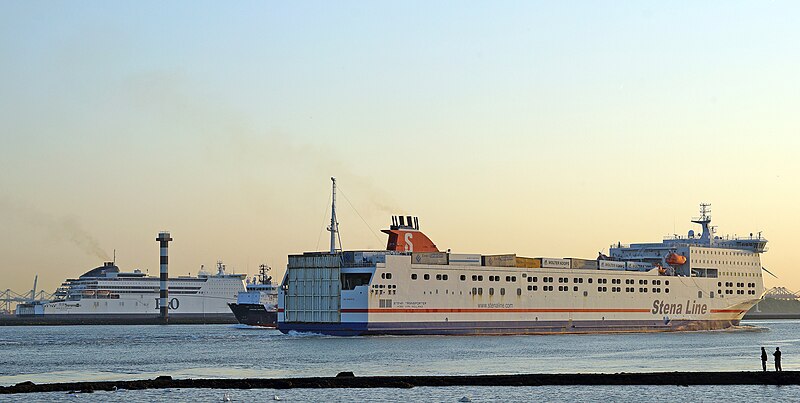 File:Stena Transporter (ship, 2011) 002.jpg