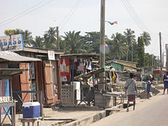 شارع في وينيبا ، غانا 3.jpg