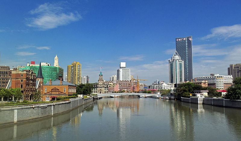 File:Suzhou Creek from Waibaidu Bridge, Shanghai.jpg