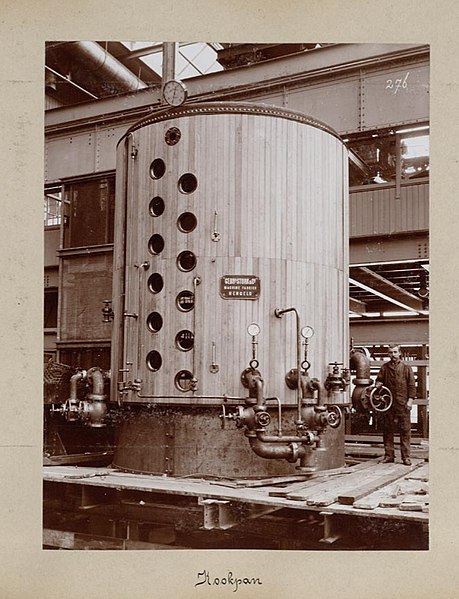 File:Tabung untuk sistem Evaporator PG Banjaratma 1920(1).jpg