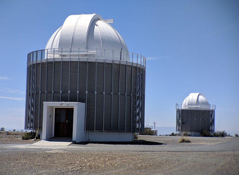 File:Telescope domes in Sutherland.jpg