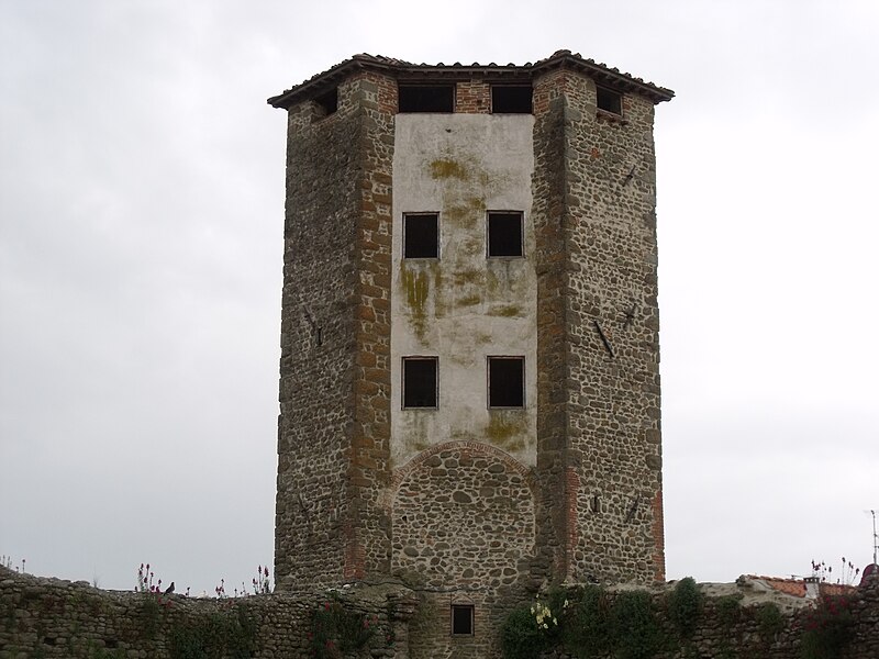 File:TerranuovaBraccioliniCityWallsTower3.JPG