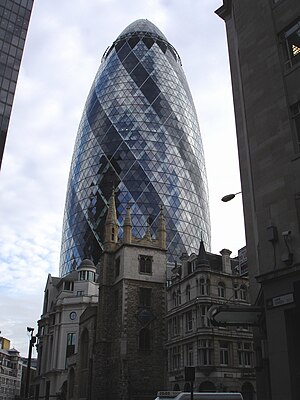 TheGherkin behindStAndrewUndershaft.jpg