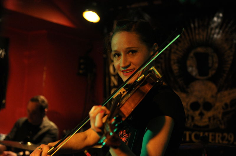 File:The Porters im Pitchers, Düsseldorf 049.JPG