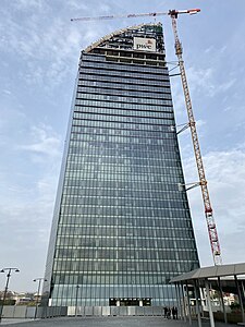 Libeskind-Turm - Oktober 2019.jpg