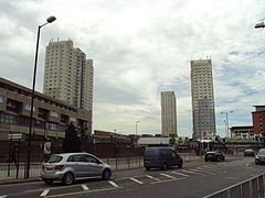 Tower blocks, Edmonton, Londres - DSC06928.JPG